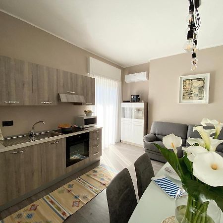 Appartamento Renzo, Dongo, Lago Di Como Exterior foto